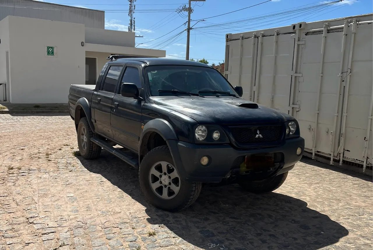 MITSUBISHI L200 2010 Usados e Novos