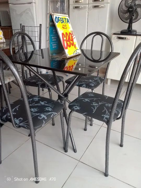 Mesa de 4 lugares - ENTREGA E MONTAGEM GRÁTIS  - Foto 2