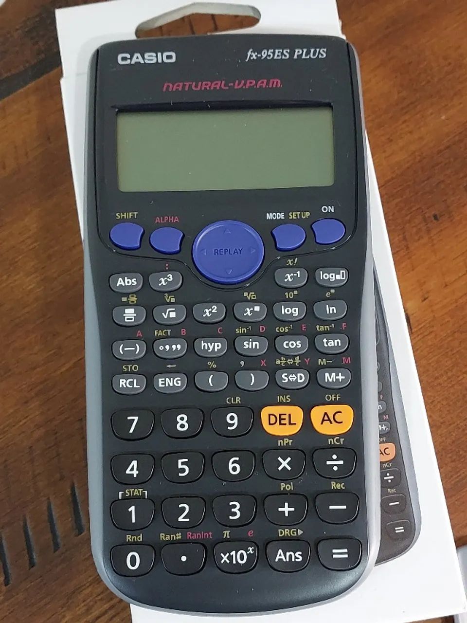 Calculadora CASIO nova FX 95ES PLUS