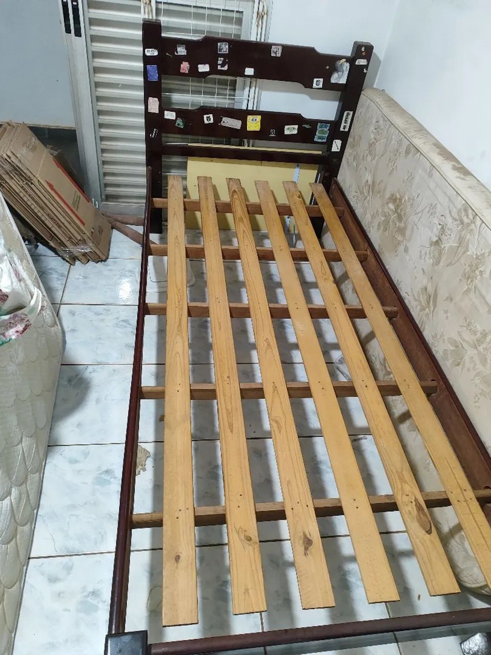 Vendo escrivaninha64276681443457122