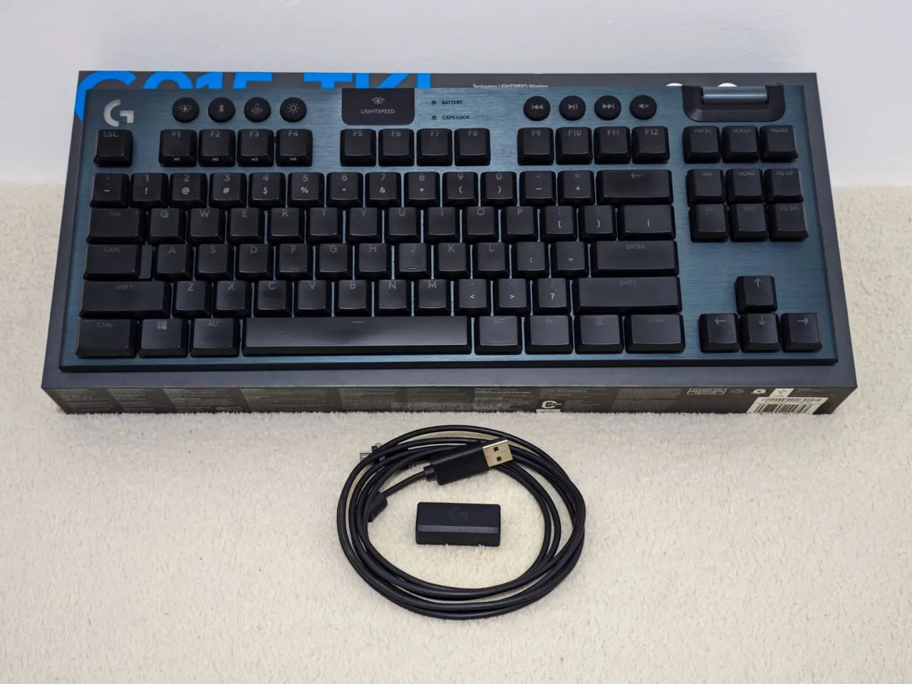 Teclado Logitech G915 TKL Lighspeed Sem Fio RGB Low Profile - Foto 3