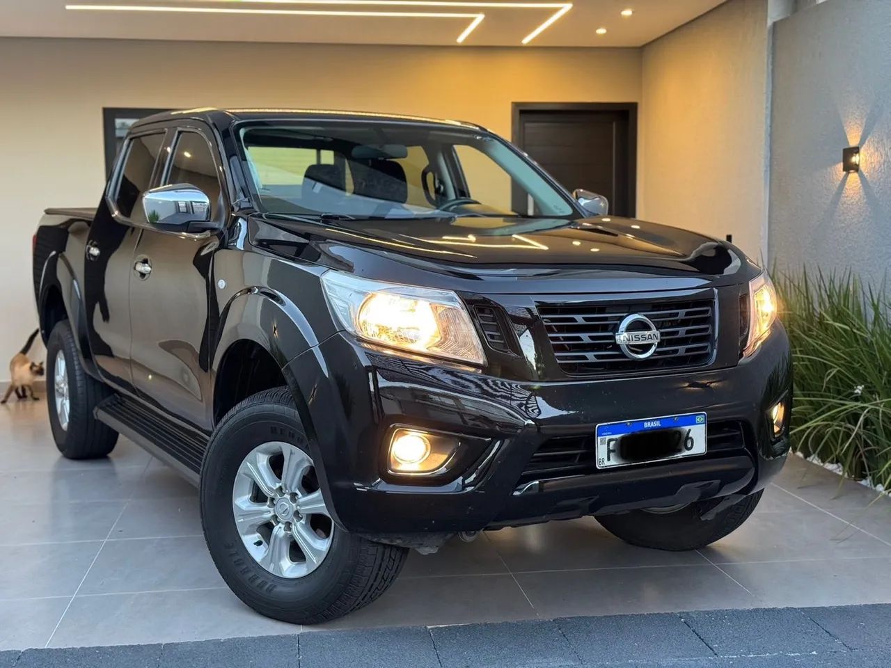 NISSAN FRONTIER SE 4X4 AUTOMÁTICA DIESEL COMPLETA 2018 - Foto 5