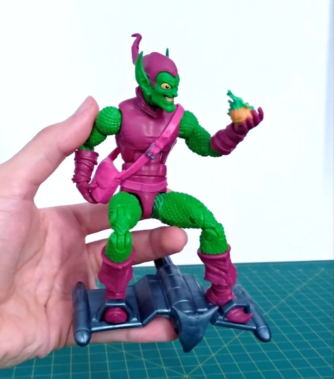 Duende Verde Marvel Legends Retro Hasbro Spiderman Homem Aranha Spider Green Goblin - Foto 2