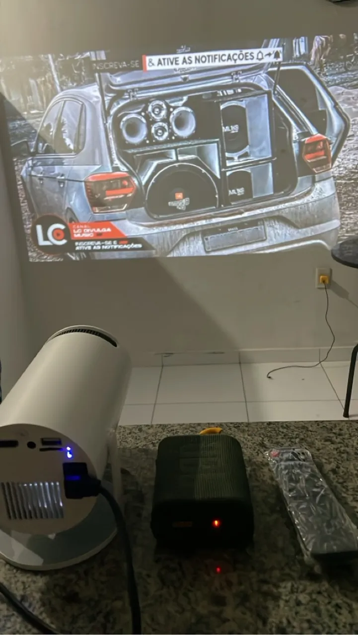 Projetor Portátil - Imagem de Alta Qualidade