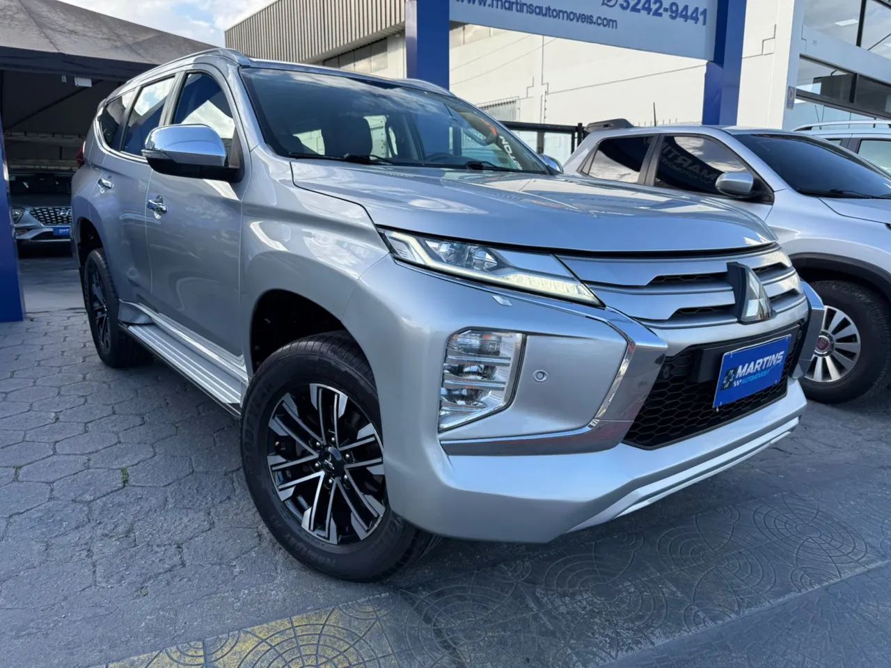 Mitsubishi Pajero 2021