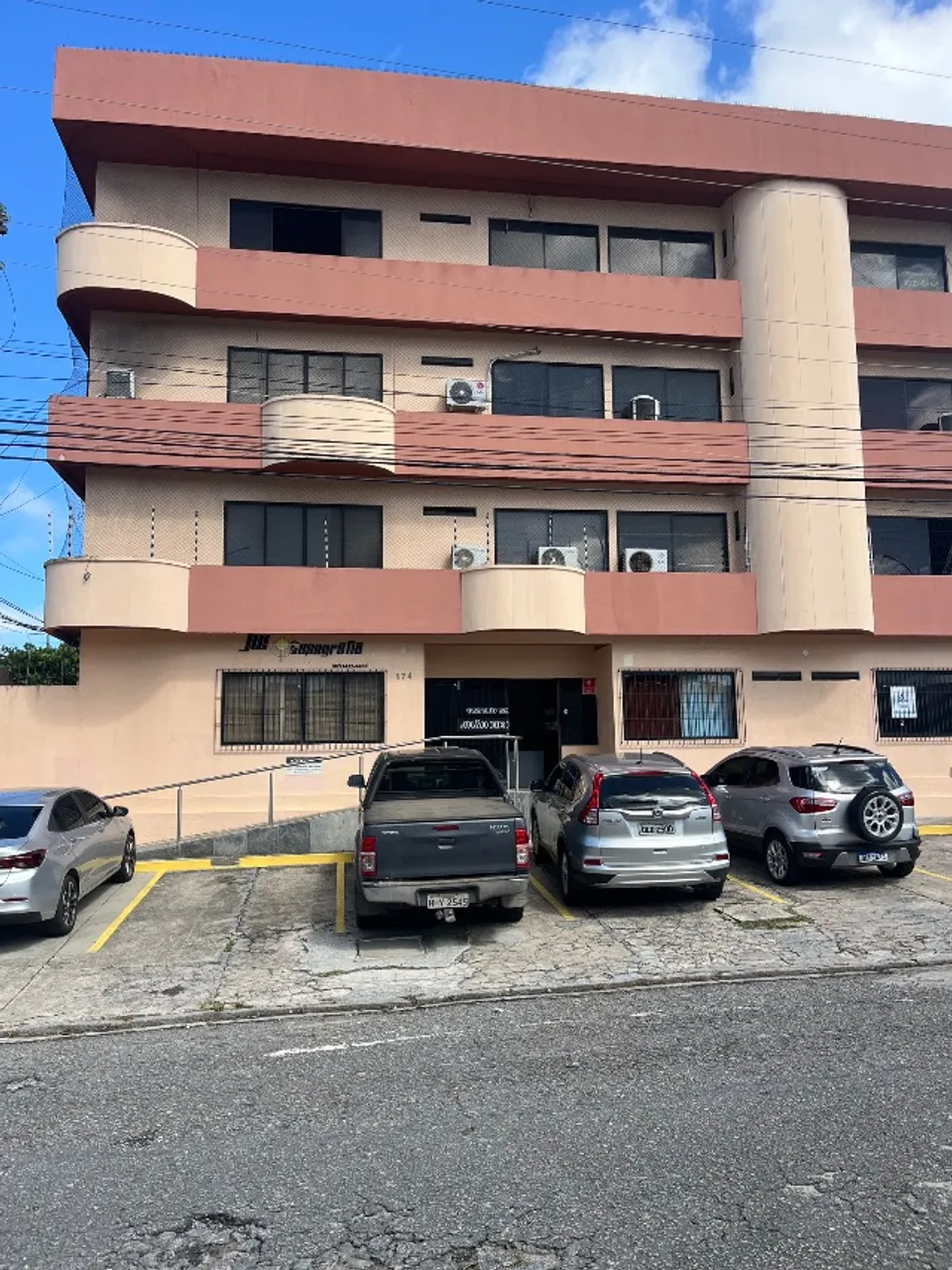 Vendo Sala Comercial em Empresarial