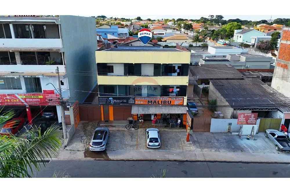 VICENTE PIRES RUA 06 LOTE COM 800M2 PREDIO 03 LOJAS + 06 KITNETS