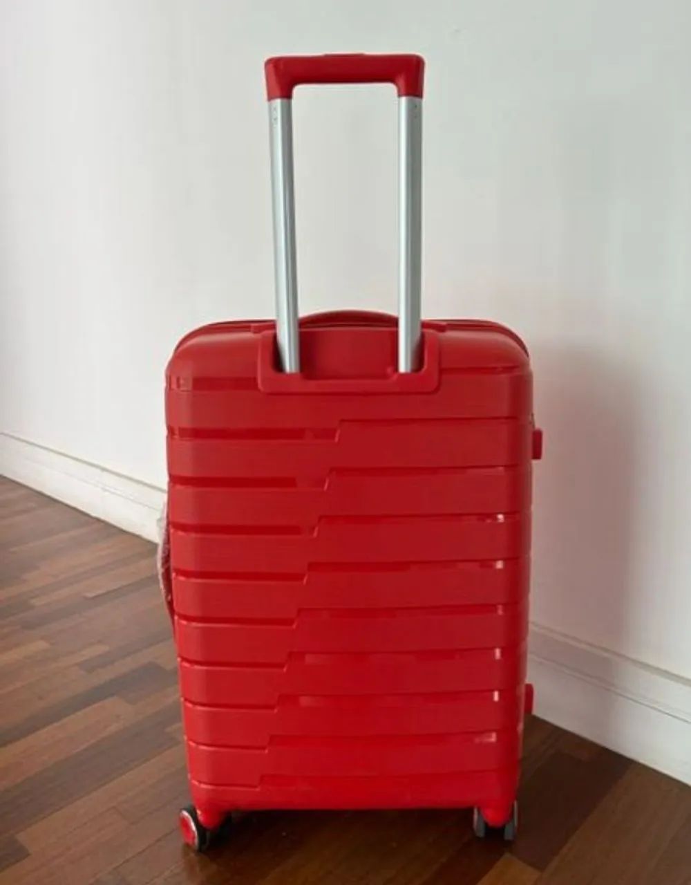 Mala de viagem vermelha com rodinhas 23kg  - Foto 3