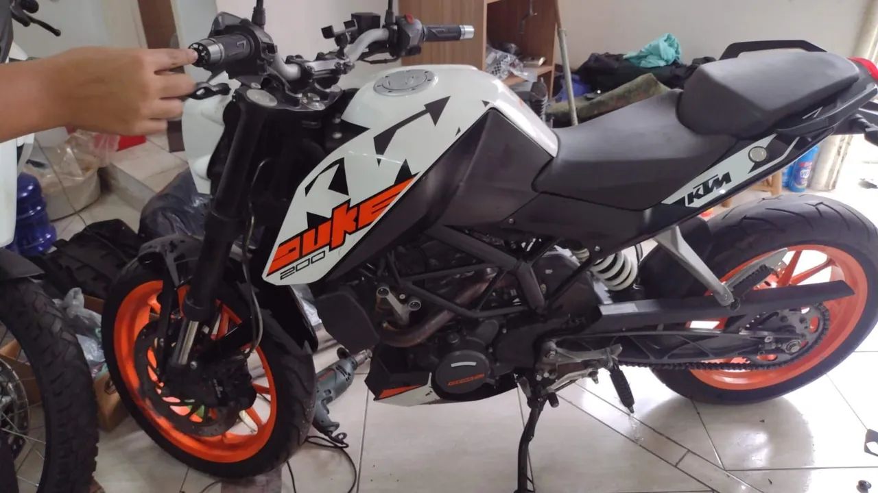 KTM Duke 200 - Foto 2