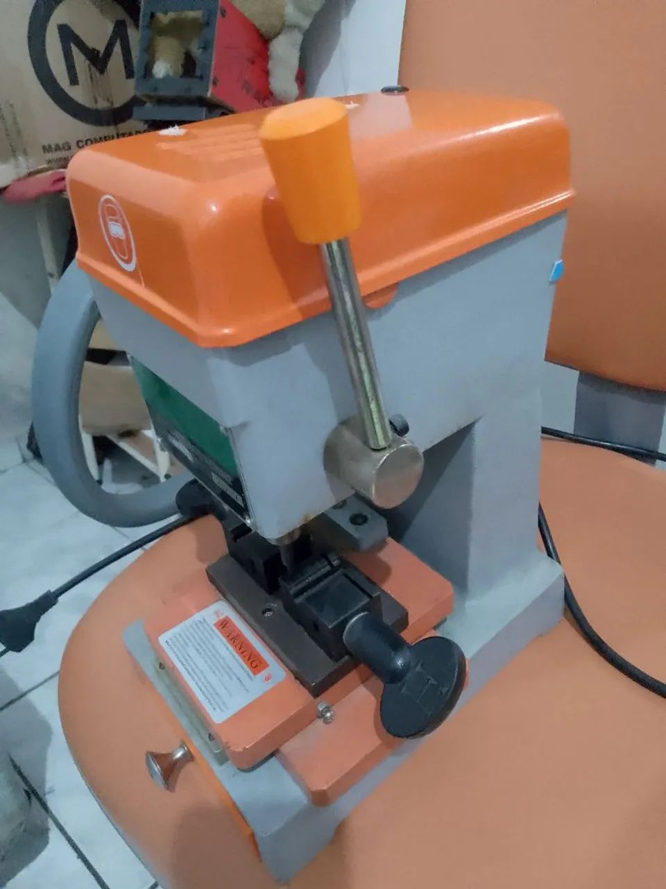 Máquina de cortar chaves profissional - Foto 2