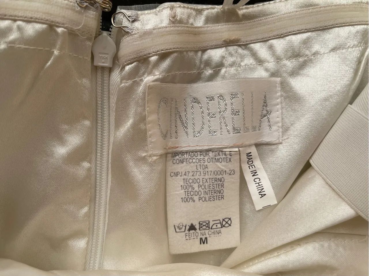Vestido de noiva Branco com Pedrarias - Foto 4