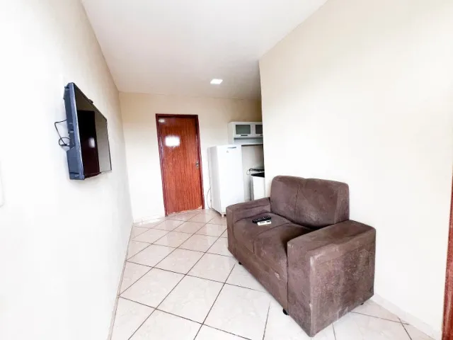 Apt. Mobiliado Fino acabamento, 1 qto, cond fechado, parque 10 de novembro, água inclusa.