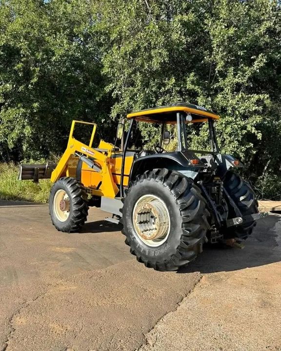 Valtra BH140 (4x4) 140cv