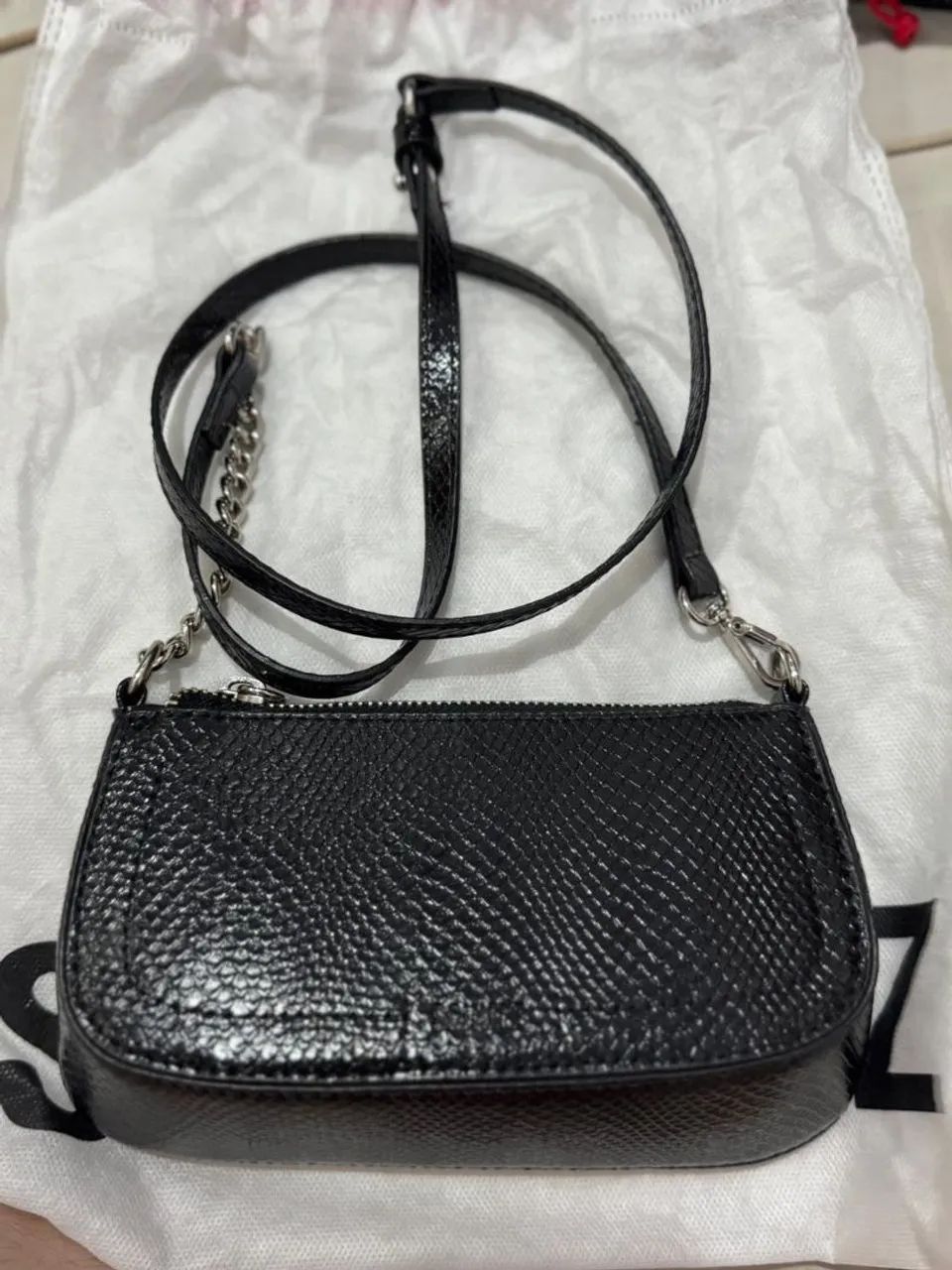 Vendo uma bolsa usando apenas uma única vez valor 400,00 - Foto 3