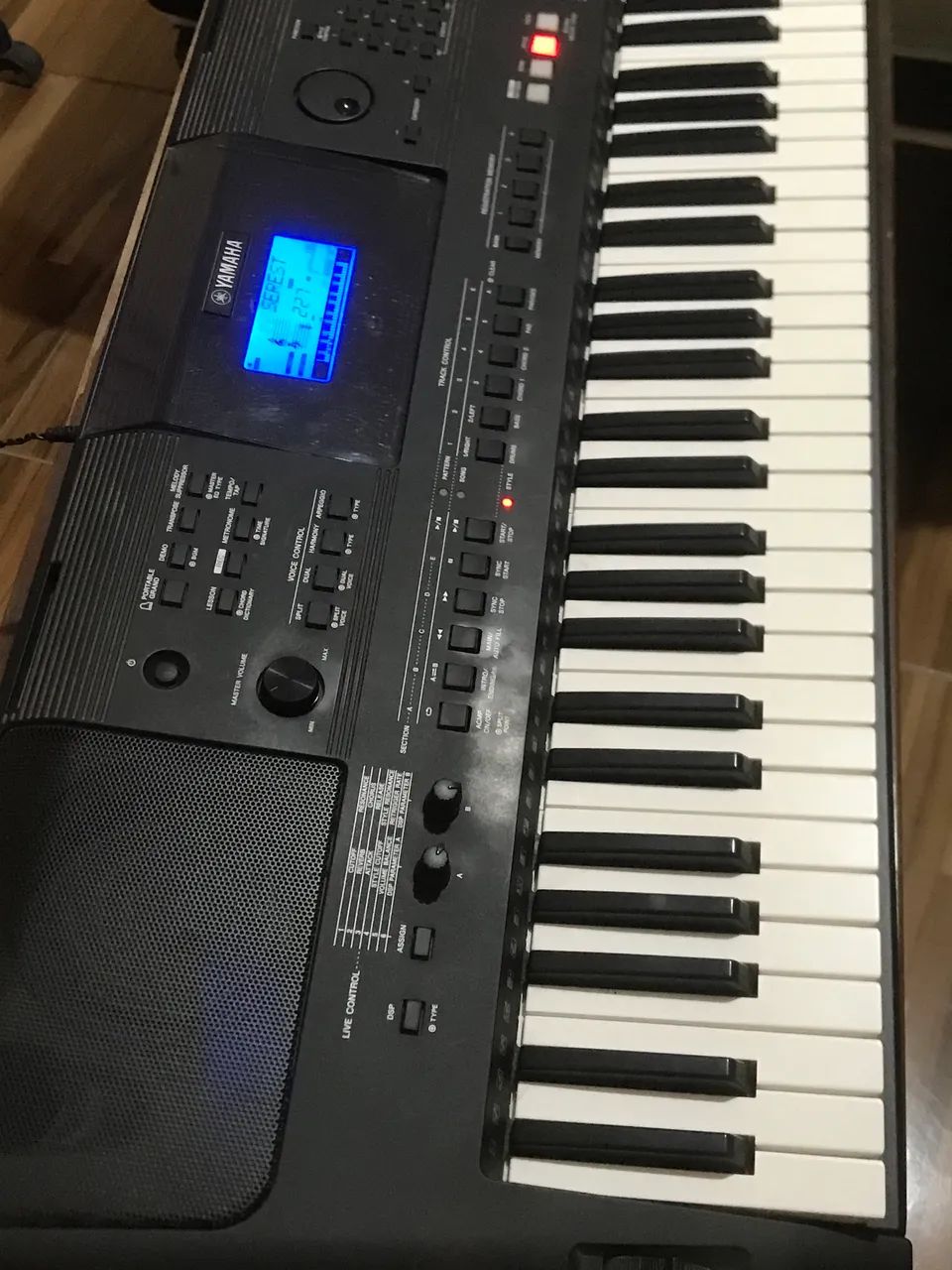Yamaha Keyboard and Speaker Box