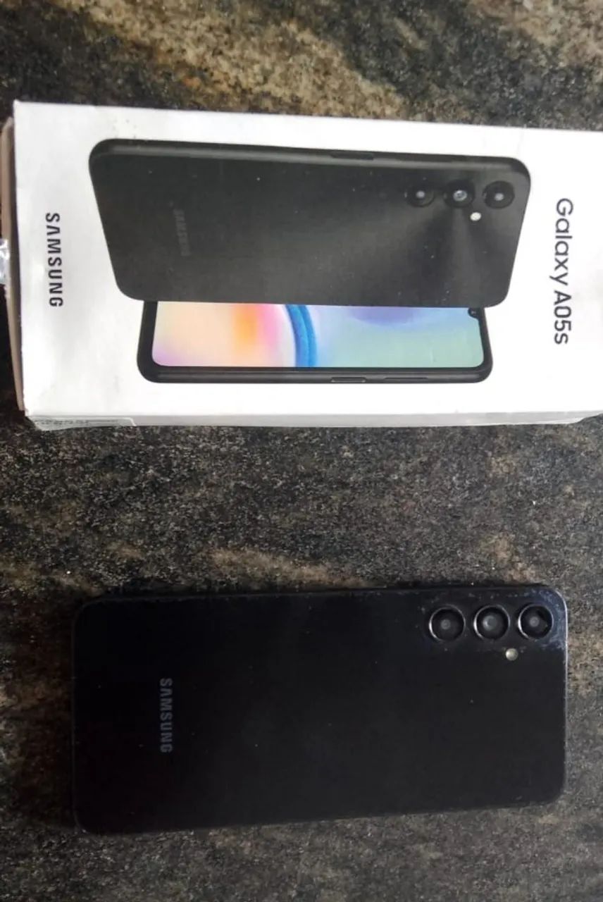 CELULAR NOVO POUCOS MÊSES DE USO  - Foto 3