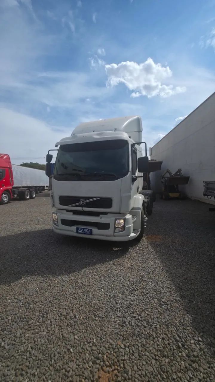 VOLVO VM 310