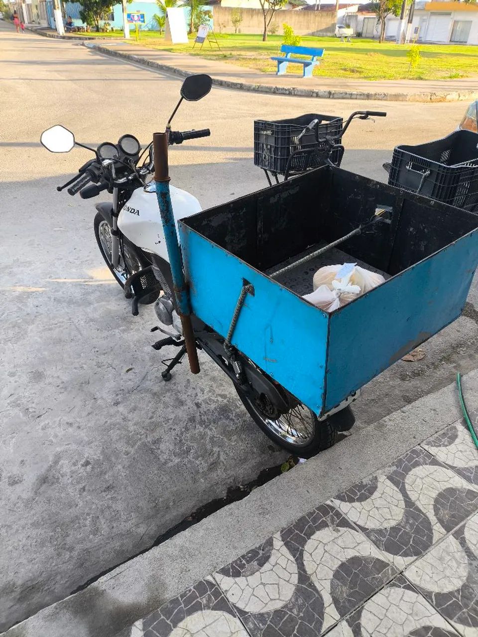  CG CARGO  125 cc 2012 - Foto 3