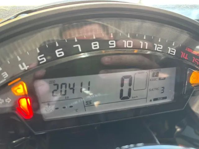Kawasaki Zx-10rr 998cc 2018 - 1484861805 | OLX