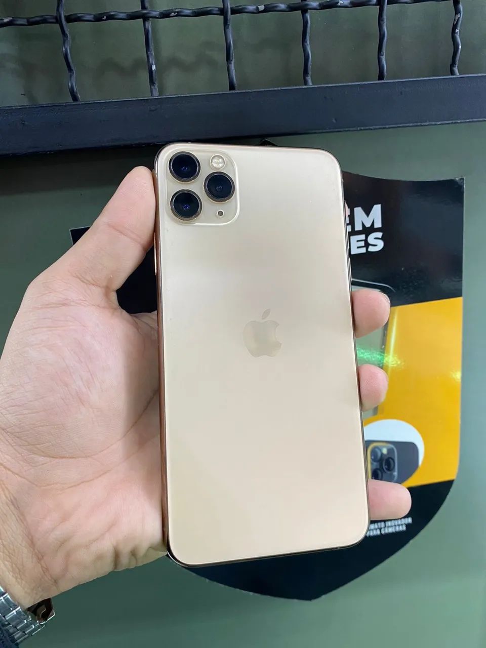 iPhone 11 Pro Max 64gb Gold - Celulares e Smartphones - Setor