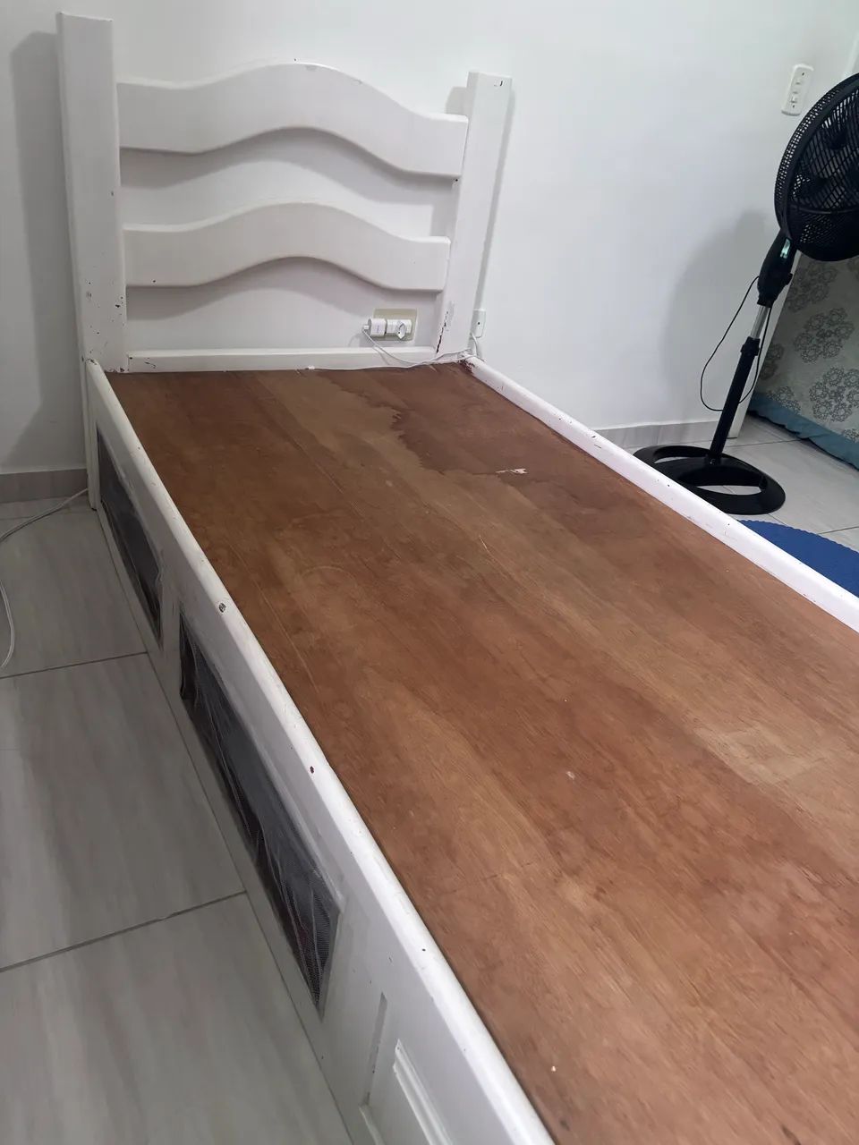 Vendo cama de solteiro  - Foto 2