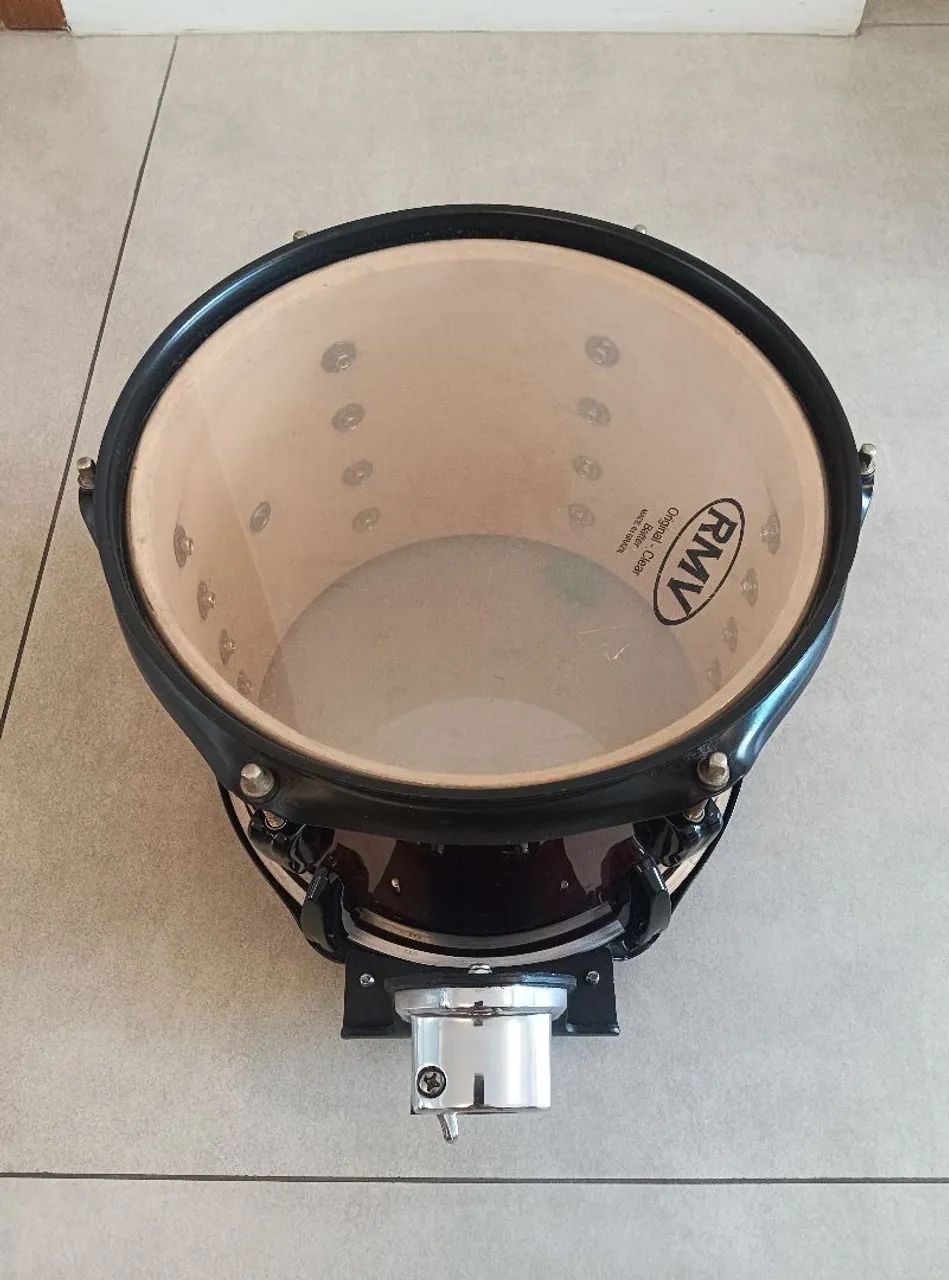 ## Tom 10 de bateria Pearl Export EX, com ISS, perfeitas condições, raridade!! - Foto 6