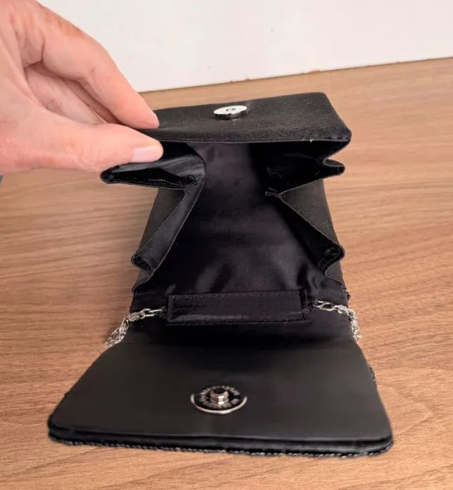 Bolsa de festa preta, estilo clutch  - Foto 3