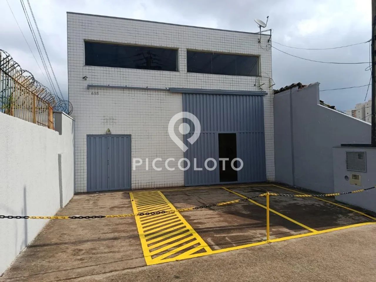 Galpão para alugar em Campinas, Vila Marieta, com 280 m² - Foto 2