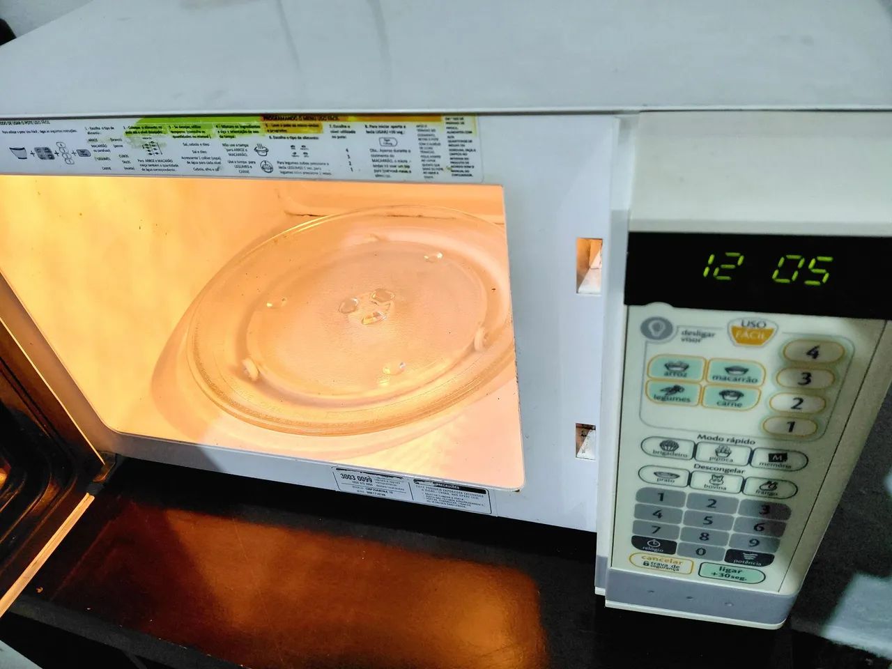 Micro-ondas Com Garantia de 3 meses  - Foto 2