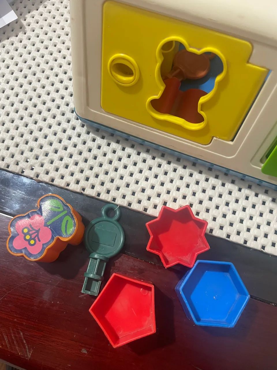 Brinquedo Caixa e Encaixa Estrela - Foto 4