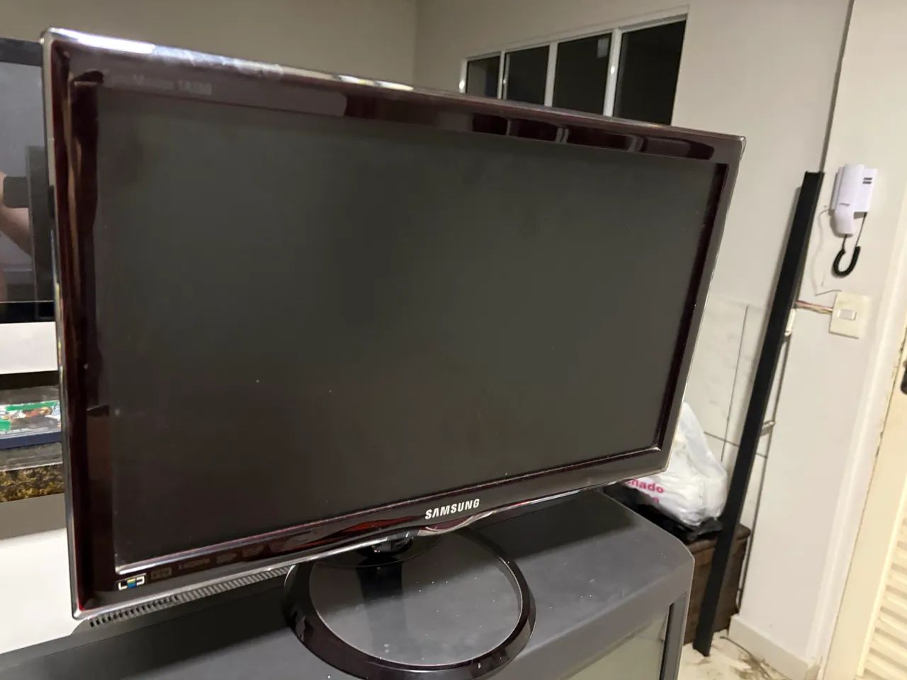 Tv Samsung 22 polegadas ta550 Led aceito troca  - Foto 2