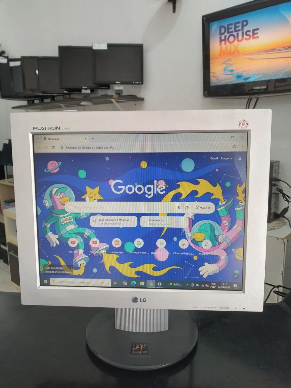 Monitor LG de 15" polegadas,  lindo de imagem,  com garantia e cabos