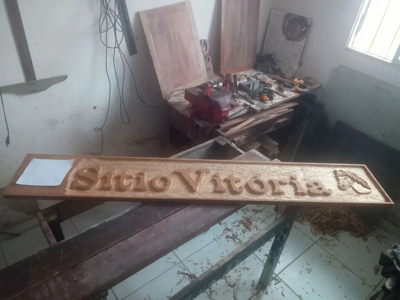 PLACAS ENTALHADAS SOB MEDIDAS E FORMAS - Foto 4
