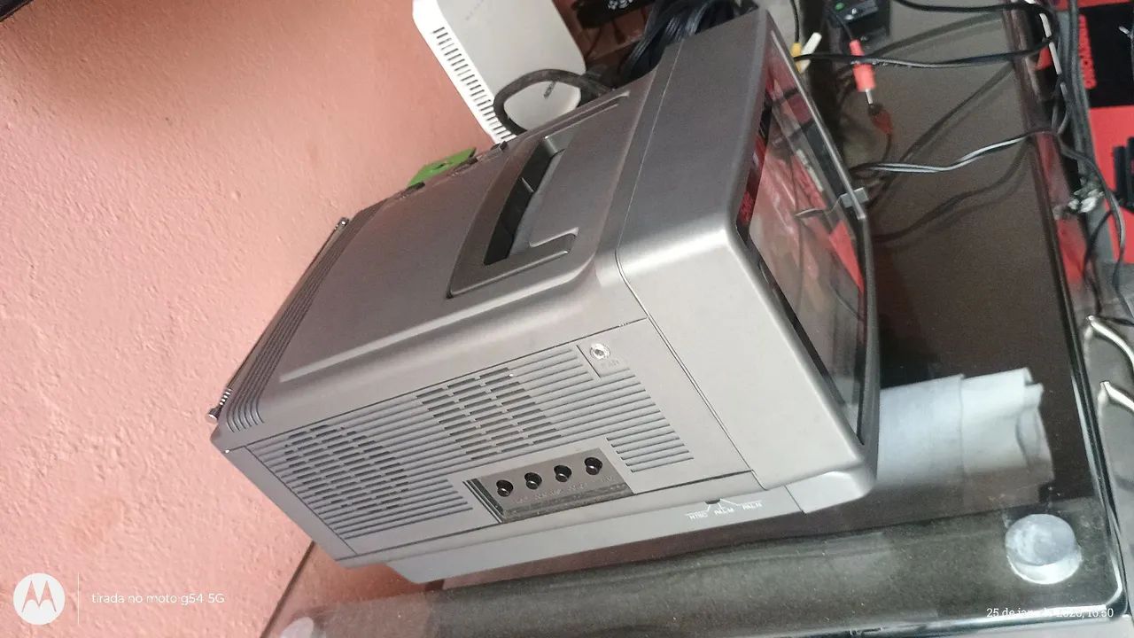 TV Portátil colorida 5 polegadas  - Foto 4