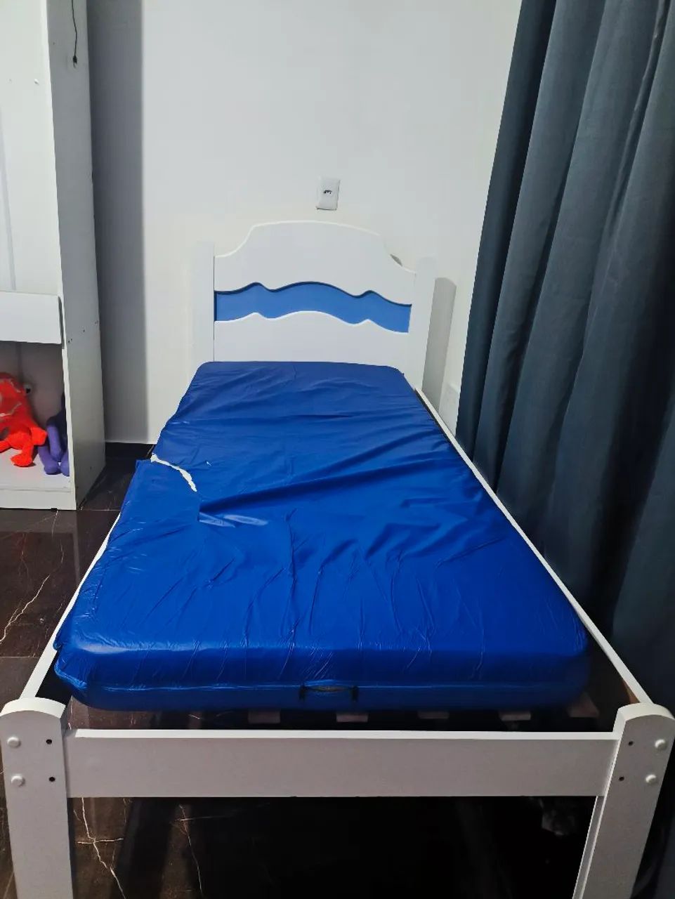 Cama solteiro com colchão  - Foto 2
