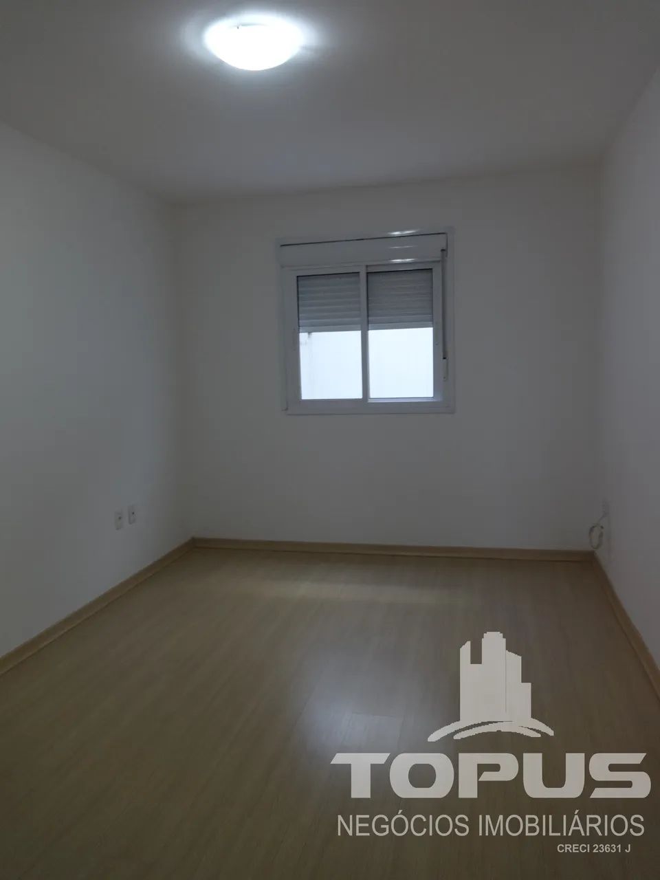 Ótima Posição Solar, com Sacada e Terraço - Foto 5
