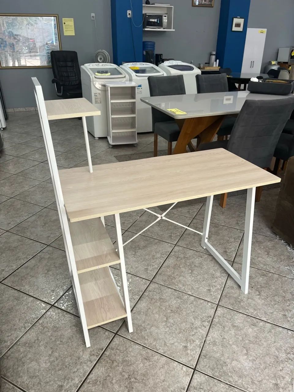 Escrivaninha com estante  - Foto 3