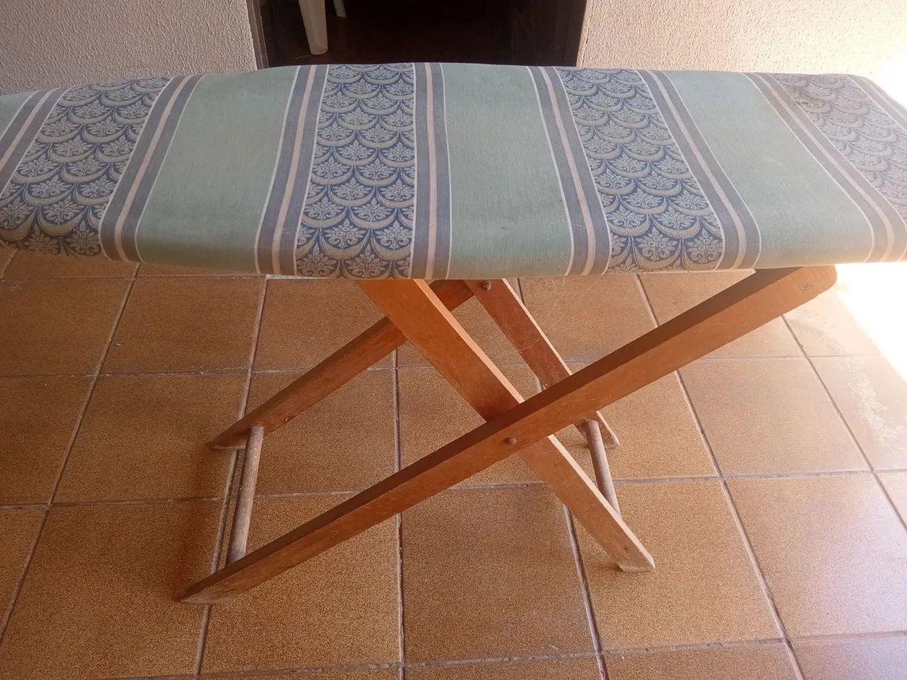 Mesa  de passar roupa