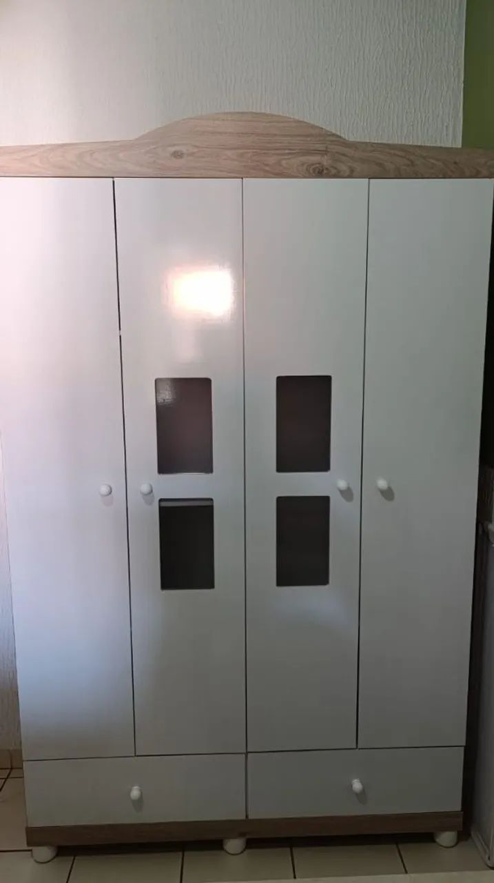 Guarda roupa com cômoda  - Foto 3