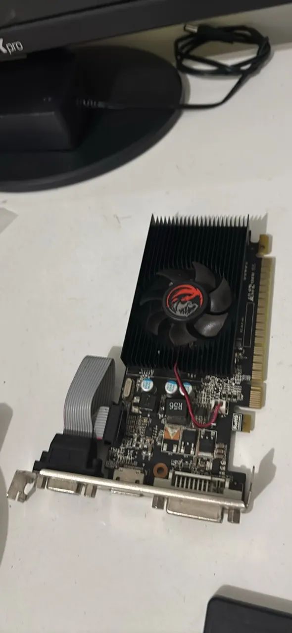 Placa de via nvidia ge force gt 710  - Foto 2