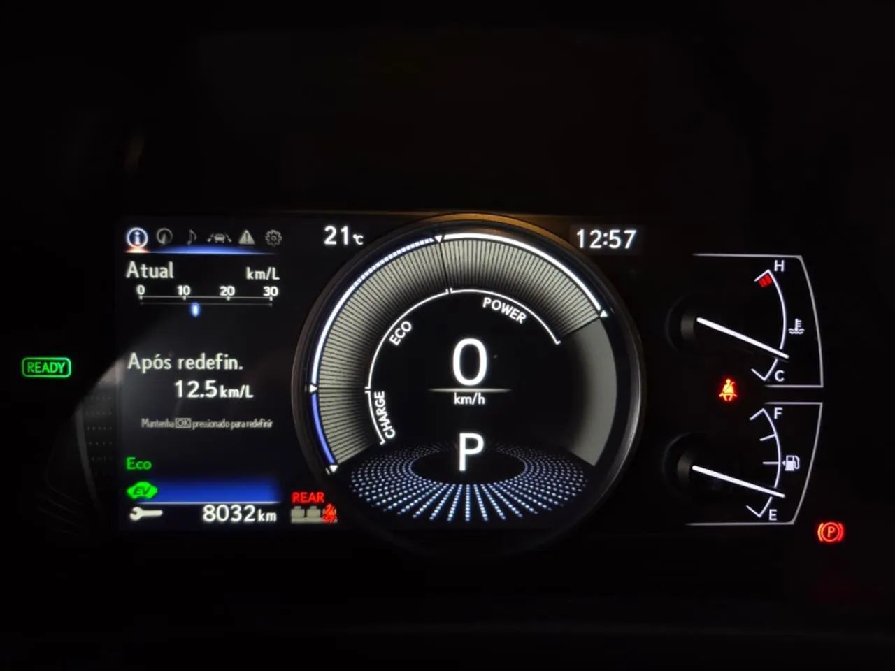Lexus UX-250h Luxury 2.0 16V Aut.(hybrid), foto 4 de 20