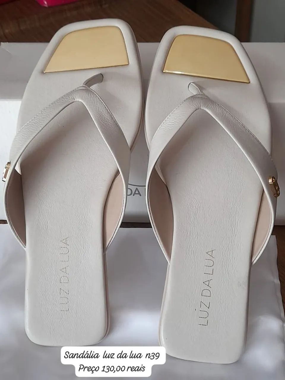 Chinelos luz da lua a partir 80,00 reais 