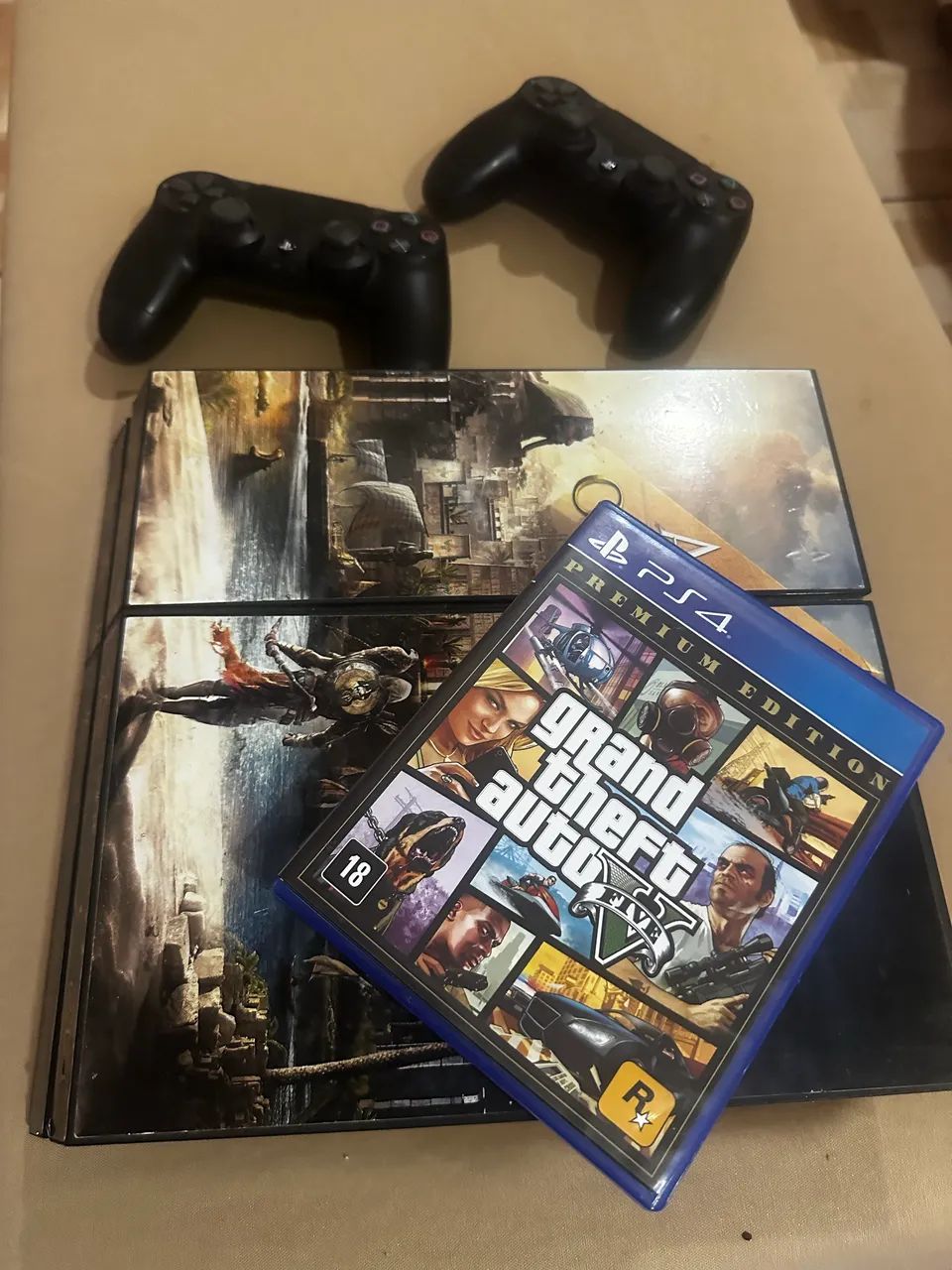 PS4 Fat - Versão Assassins Creed - Foto 3