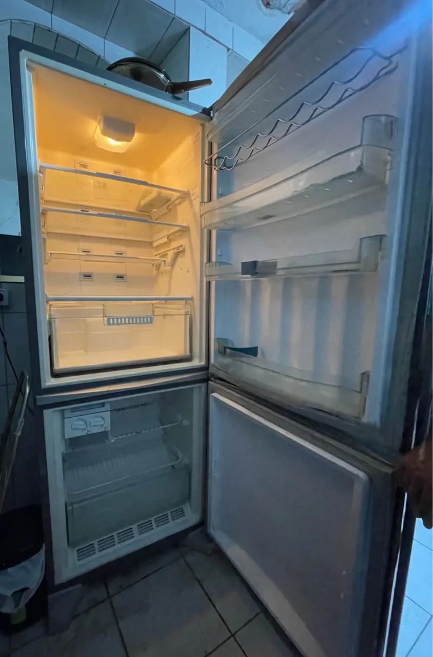 Geladeira Brastemp Inverse XRE48D (Para Conserto ou Peças) - Leia a Descrição