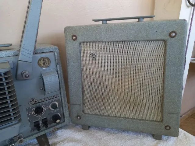 Projetor IEC Compact T-25 com Amplificador - Foto 3