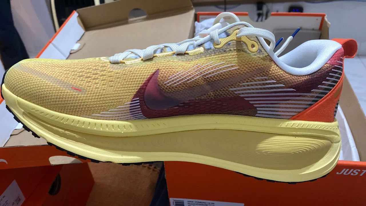 Vendo Tênis Nike Vomero 18 - Foto 3