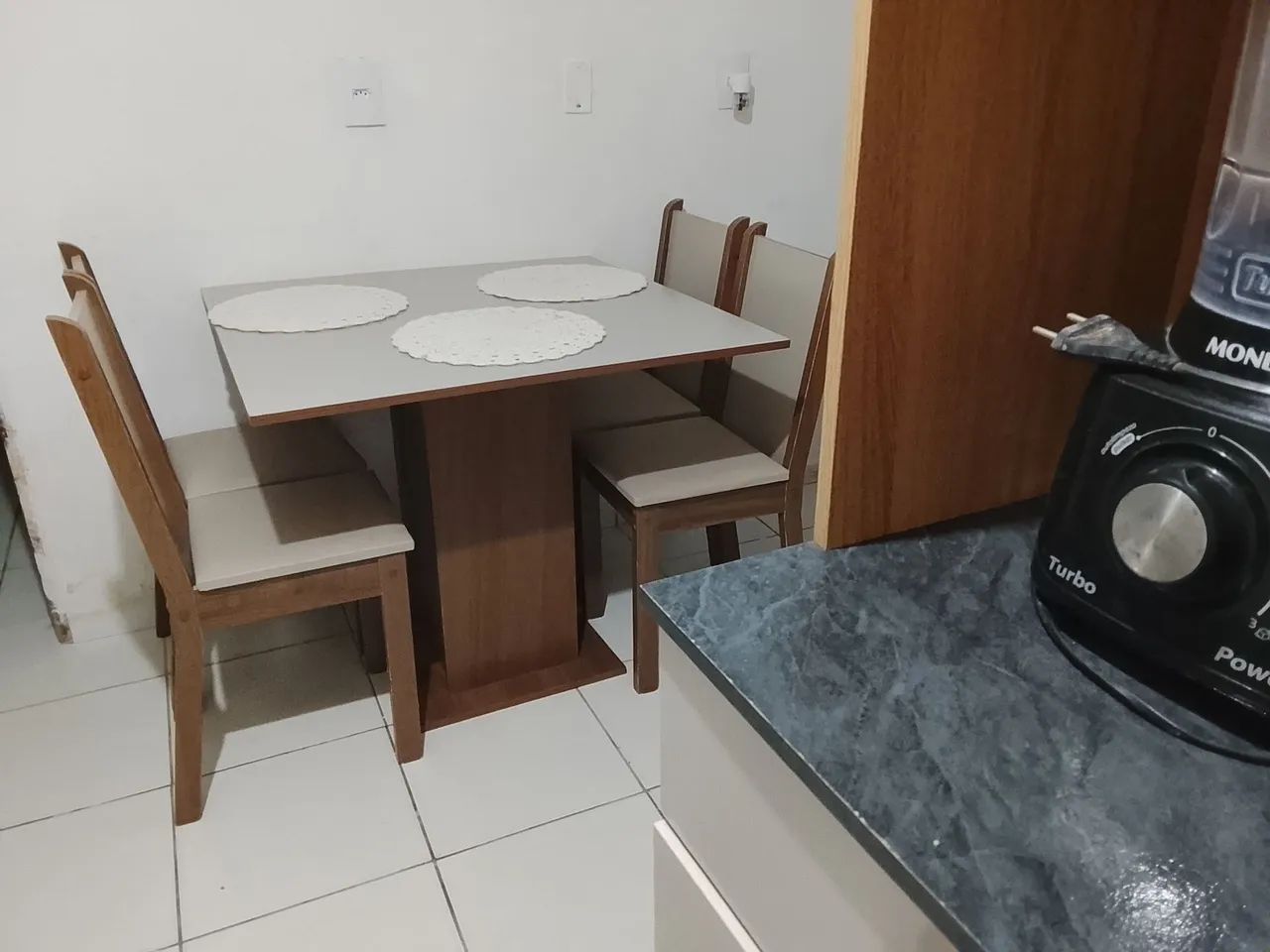 Mesa De Jantar
