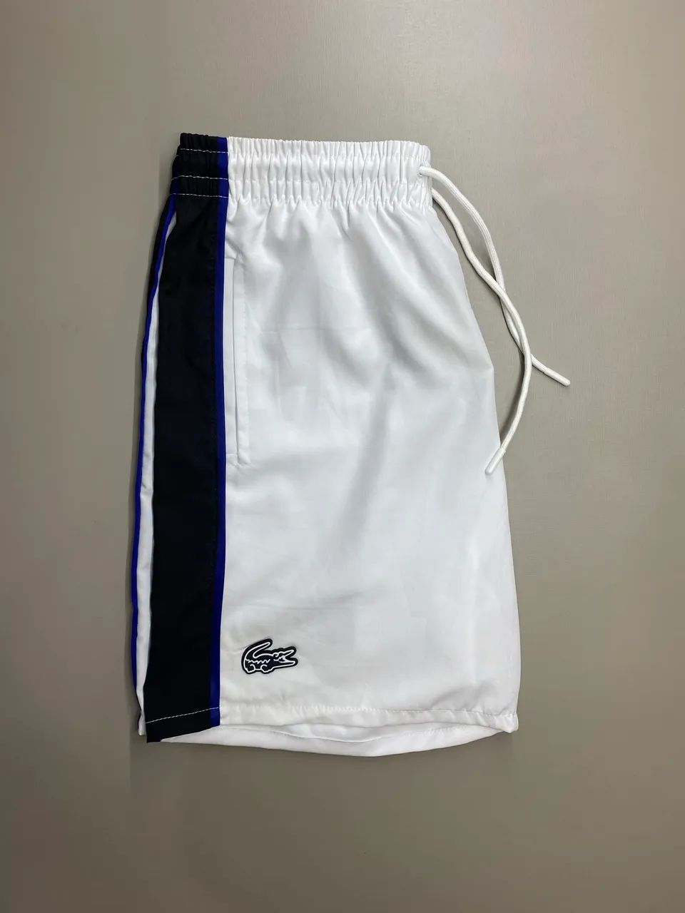 Bermuda Tactel Branca/Preto - Foto 3