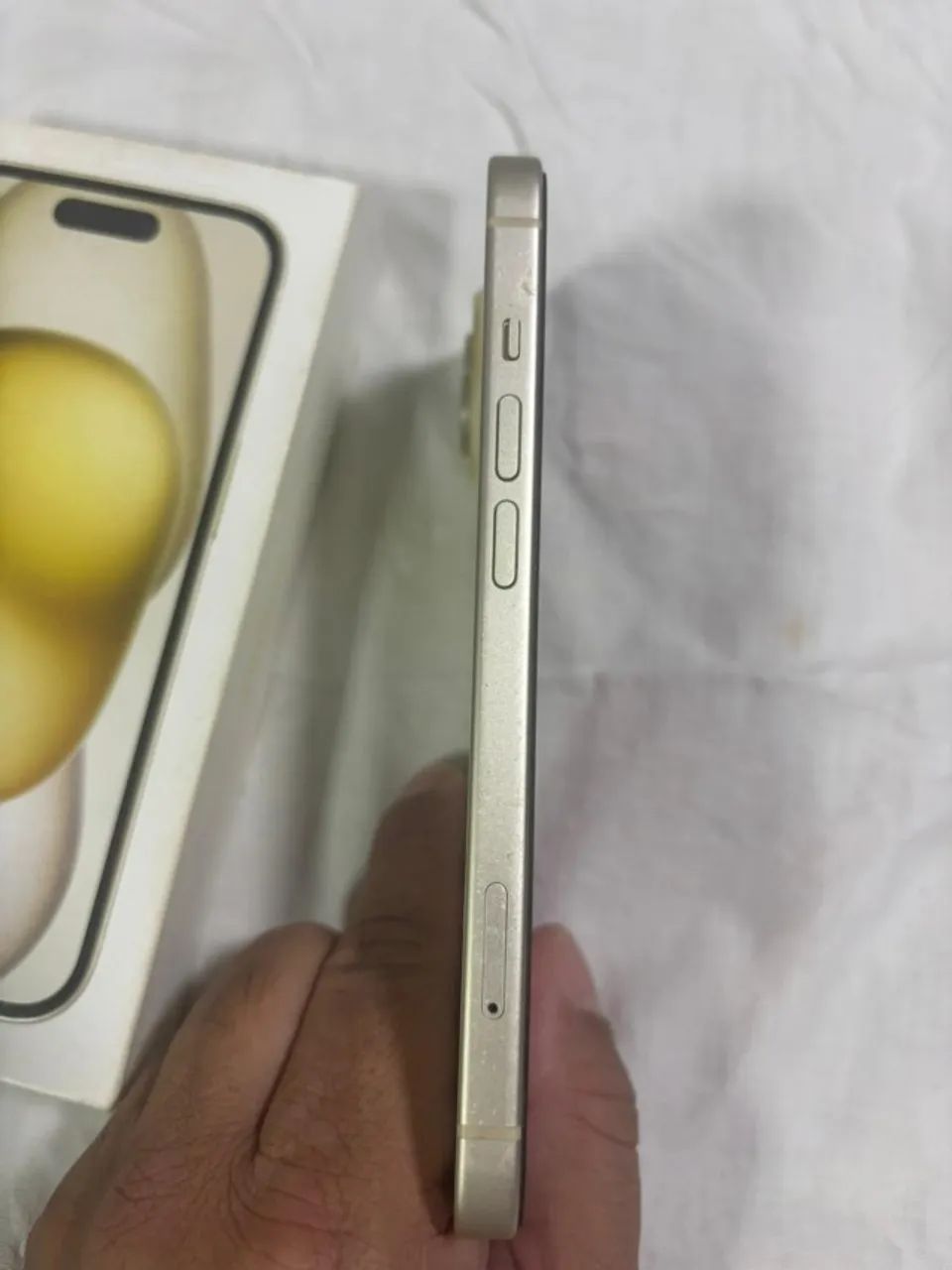 iPhone 15 128 gb amarelo - Impecável - Foto 5