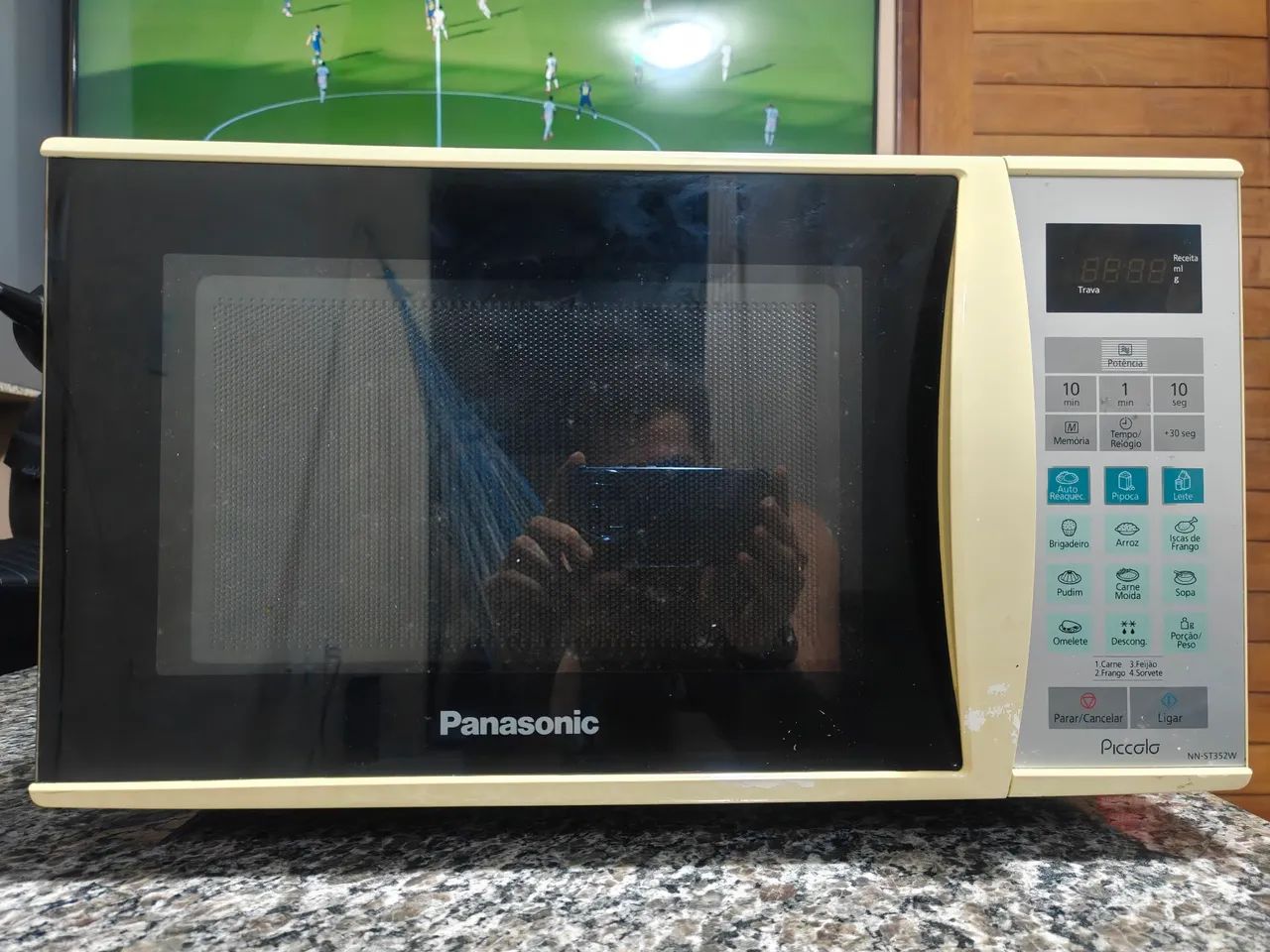 Microondas Panasonic, 25 litros.